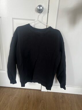 lululemon athletica Black Crewneck Sweatshirt